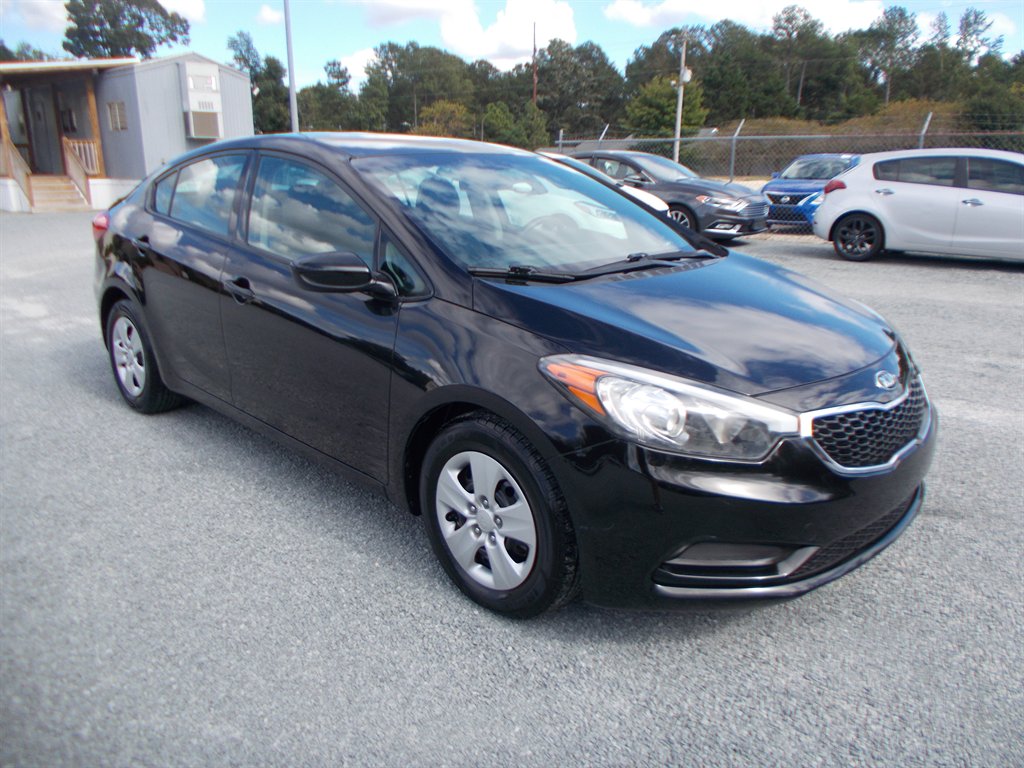 2016 Kia Forte LX's photo