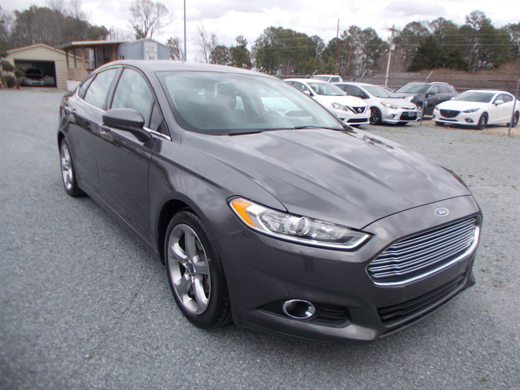 2016 Ford Fusion S