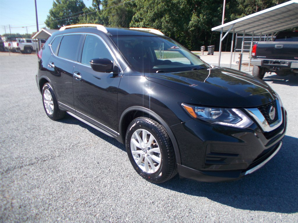 2018 Nissan Rogue SV FWD's photo