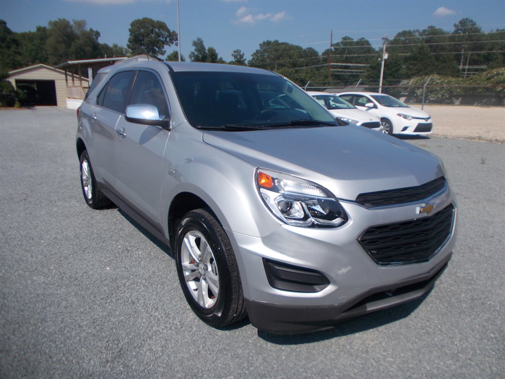 2016 Chevrolet Equinox L's photo